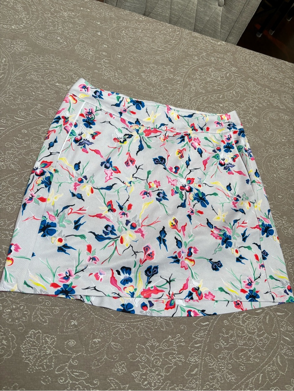 NWT Galvin Green Floral White golf Skortwith Multicolor Print